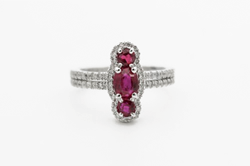 photo-1591209679098-dd97d9236900